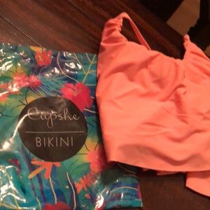 Cupshe NWT bikini top